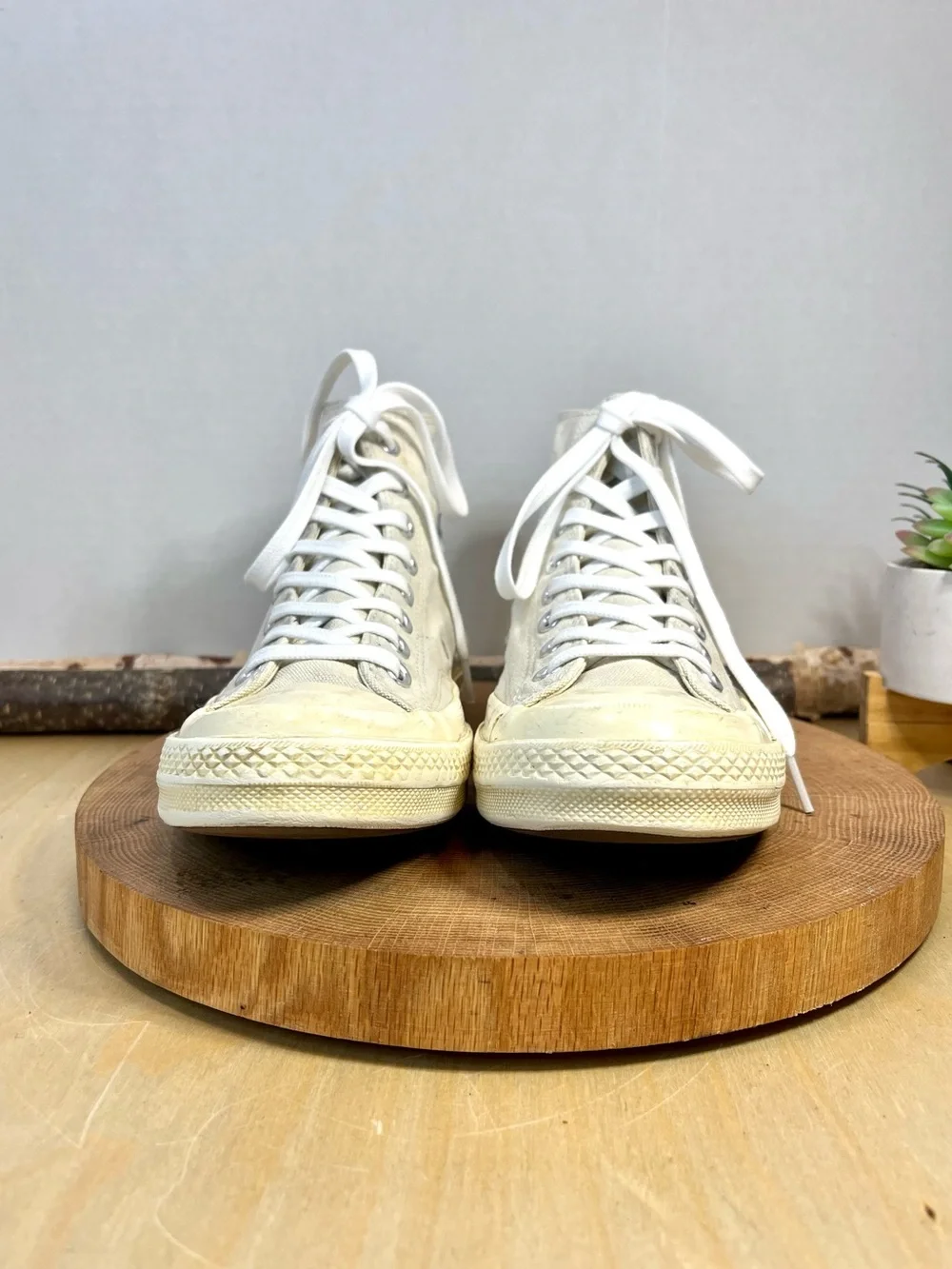 Comme des Garçons PLAY Converse Cream Canvas Size 9 Womens 7 Mens